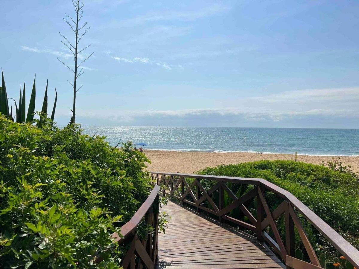 Casa pé na areia em praia paradisíaca Vila Balneário Camboriú Exterior foto