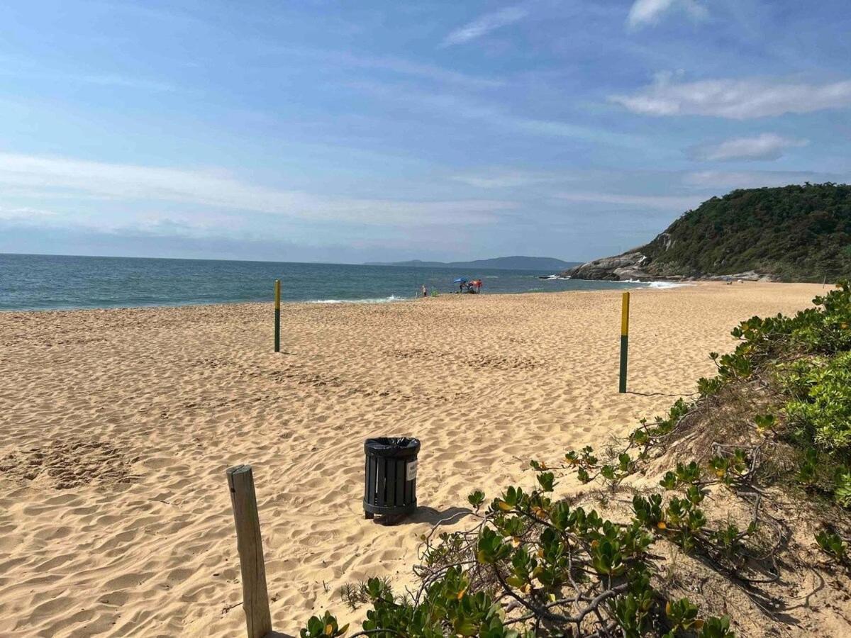 Casa pé na areia em praia paradisíaca Vila Balneário Camboriú Exterior foto